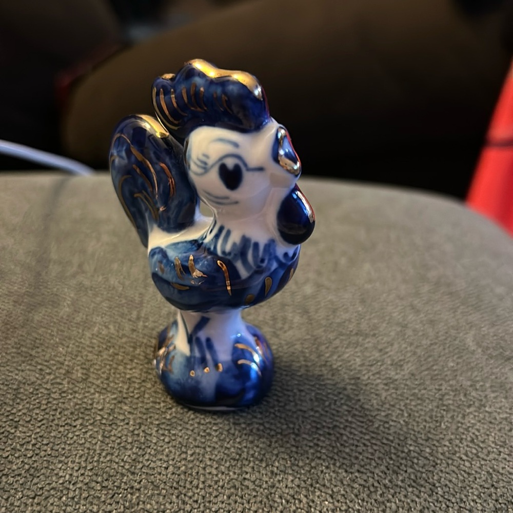 Vintage Russian Gzhel Porcelain Figurine rooster Cobalt Blue & Gold - Picture 7 of 7